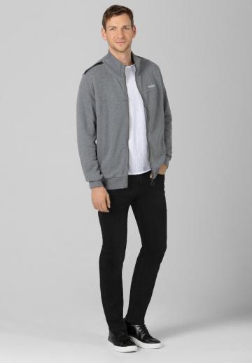 Узкие джинсы