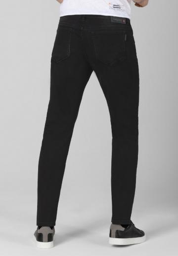 Узкие джинсы