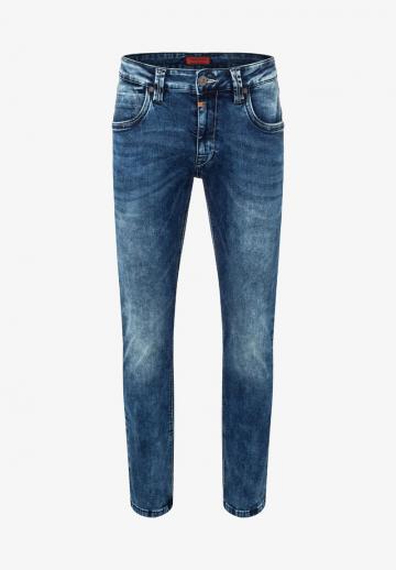 Узкие джинсы