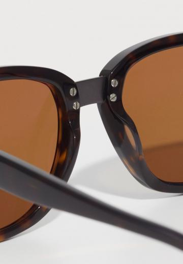 Солнечные очки