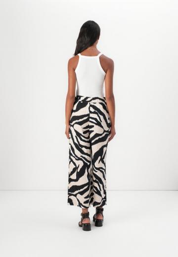 Широкие брюки