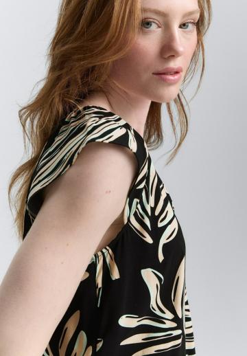 Атласная блузка