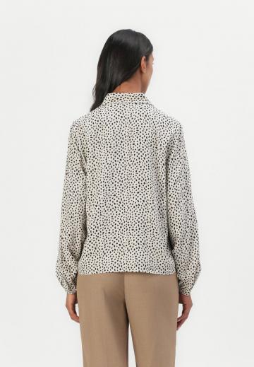 Атласная блузка