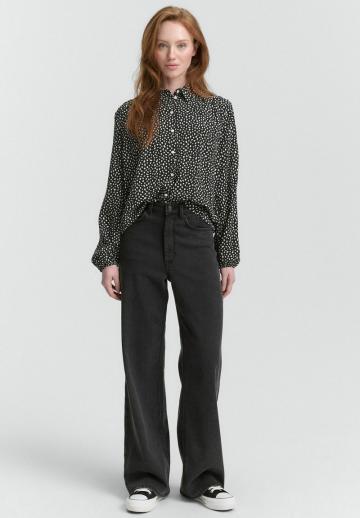 Атласная блузка