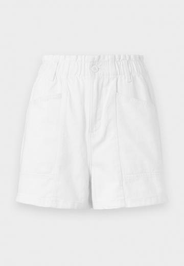 Джинсовые шорты