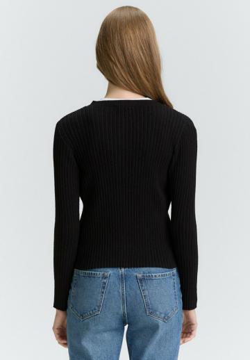 Вязаная кофта