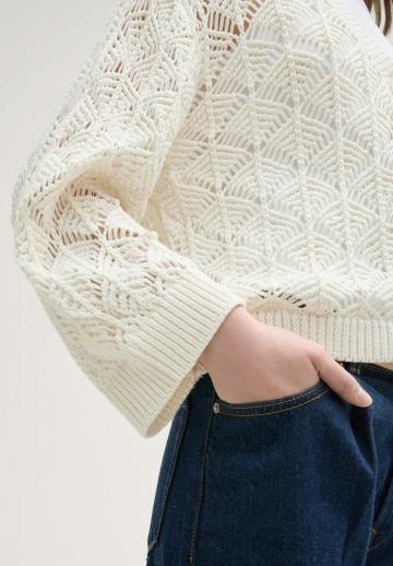 Вязаная кофта