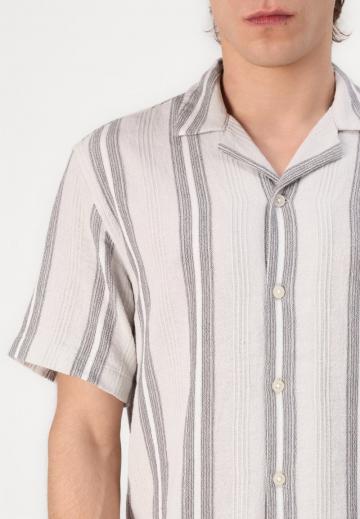 Рубашка с коротким рукавом