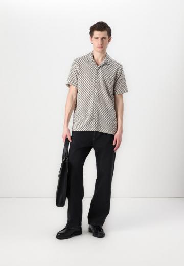 Рубашка с коротким рукавом