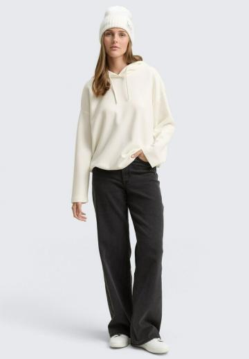 Пуловер с капюшоном