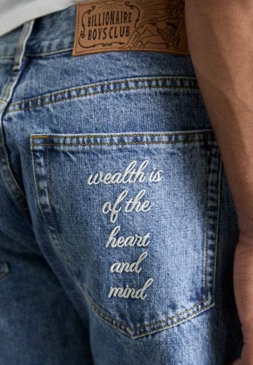 Прямые джинсы