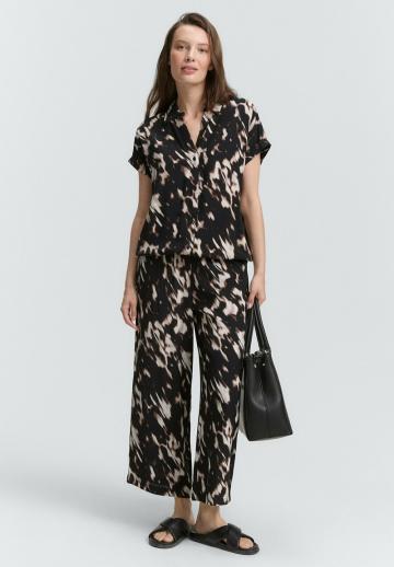 Атласная блузка