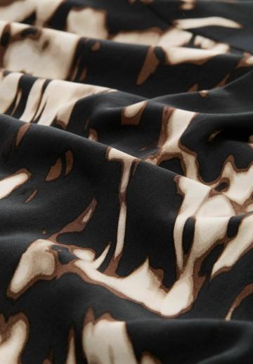 Атласная блузка