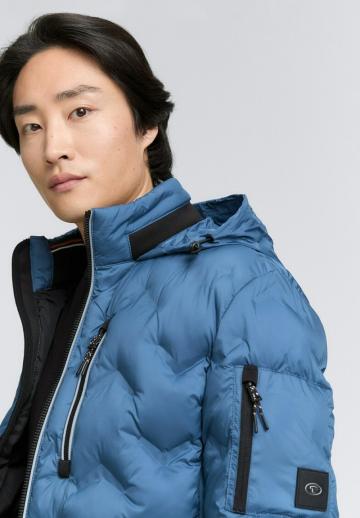 Зимняя куртка