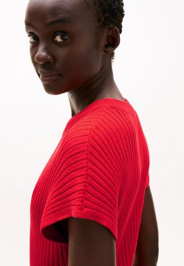 Вязаное платье