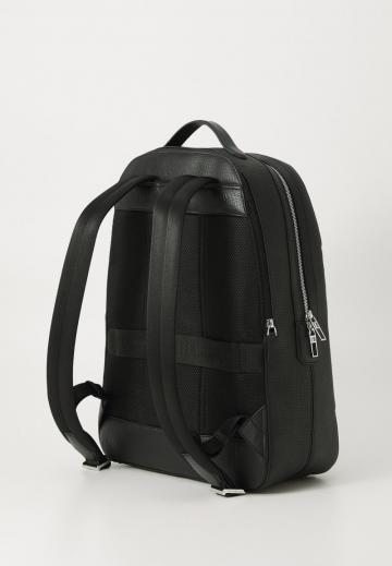 Кожаный рюкзак