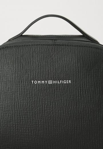 Кожаный рюкзак