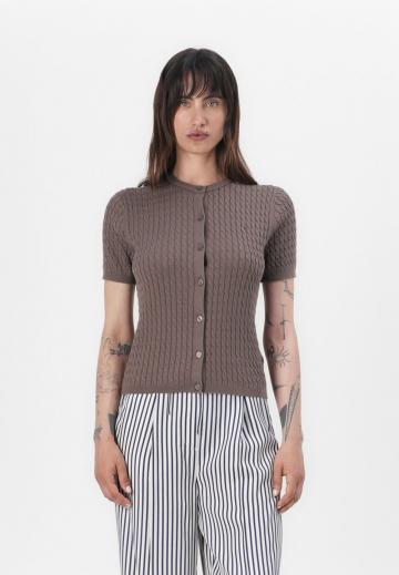 Вязаная кофта