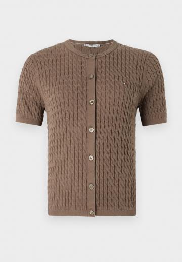 Вязаная кофта