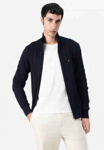 Вязаная кофта