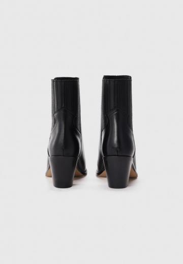 Ковбойские сапоги