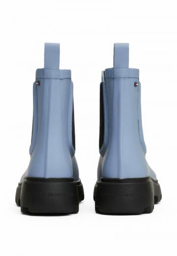 Резиновые сапоги