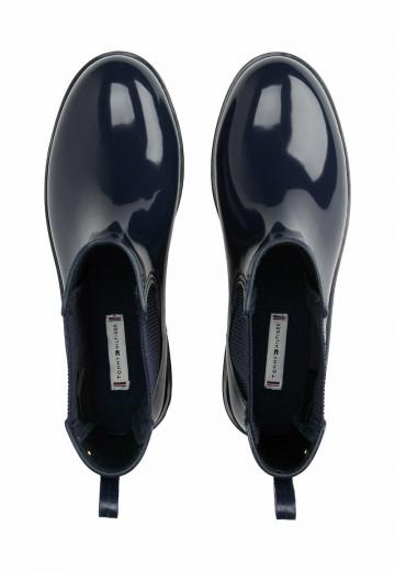 Резиновые сапоги