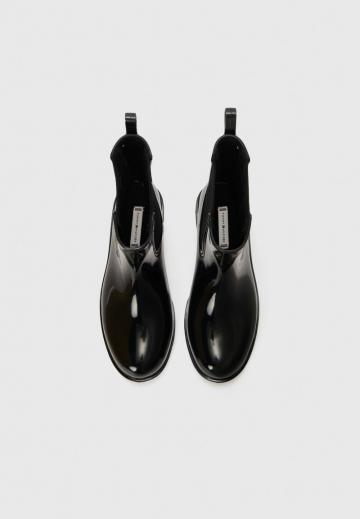 Резиновые сапоги