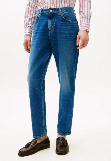 Узкие джинсы