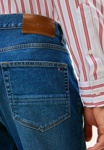 Узкие джинсы