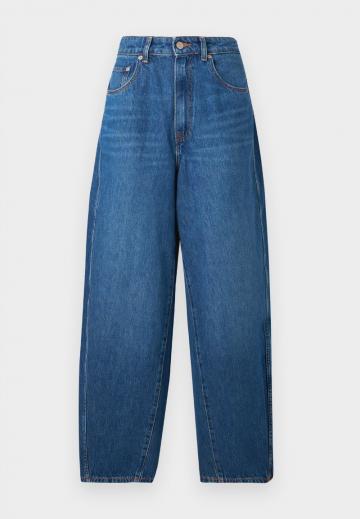 Свободные джинсы