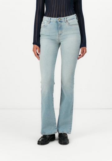 Клешеные брюки