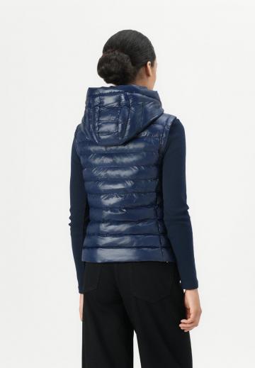 Стеганый жилет