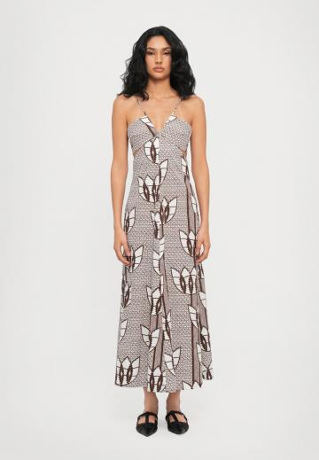 Длинное платье