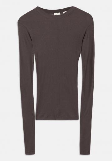 Длинный пуловер