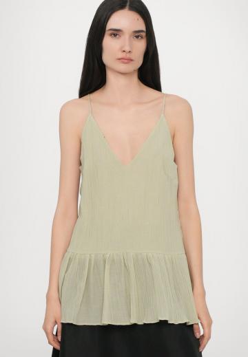 Топ на бретельках