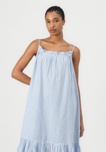 Пляжное платье
