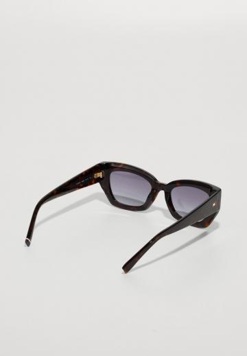 Солнечные очки