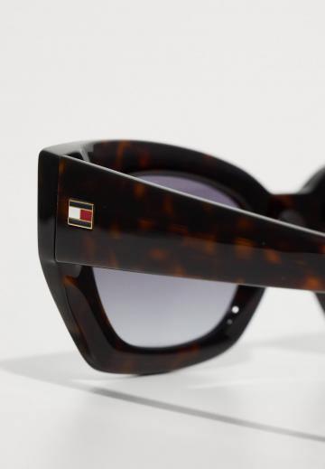 Солнечные очки