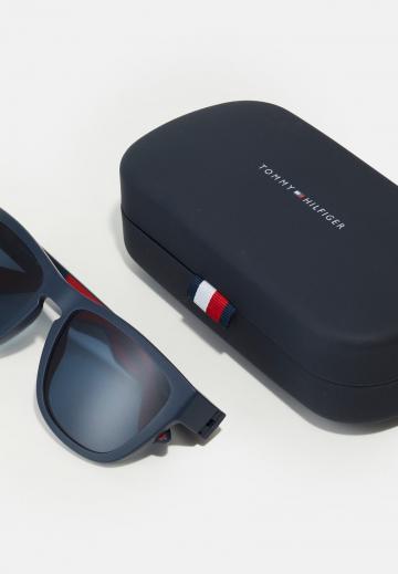 Солнечные очки