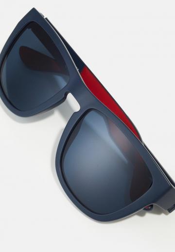 Солнечные очки