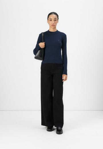 Свободные джинсы