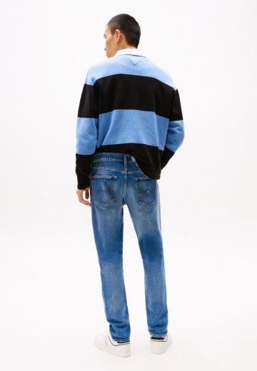 Узкие джинсы