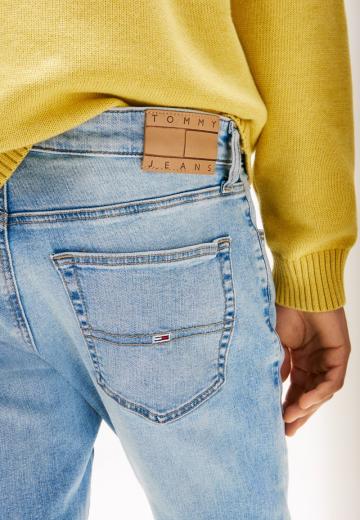 Узкие джинсы