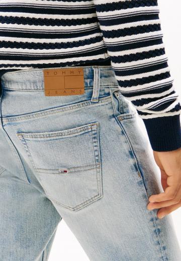 Узкие джинсы