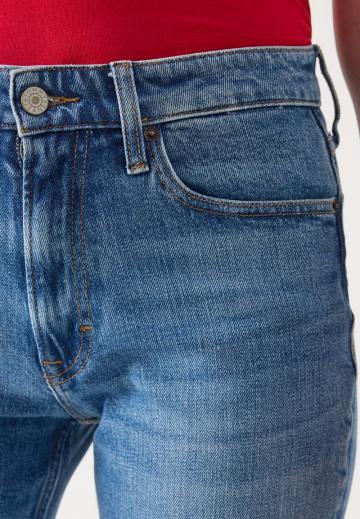 Клешеные брюки