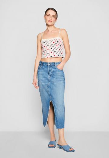 Топ на бретельках