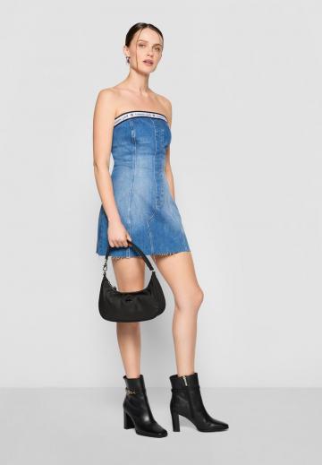 Короткое платье