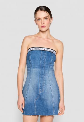 Короткое платье