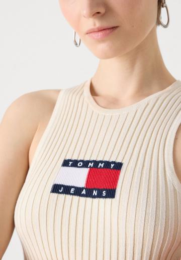 Платье футляр